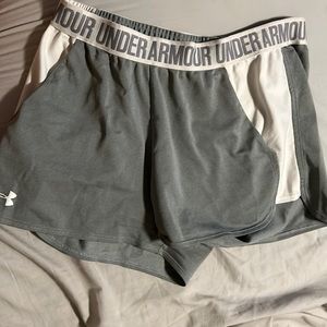 grey and white under armour shorts